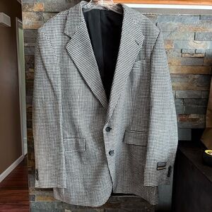 Haggar Black and White Men’s Blazer Wool